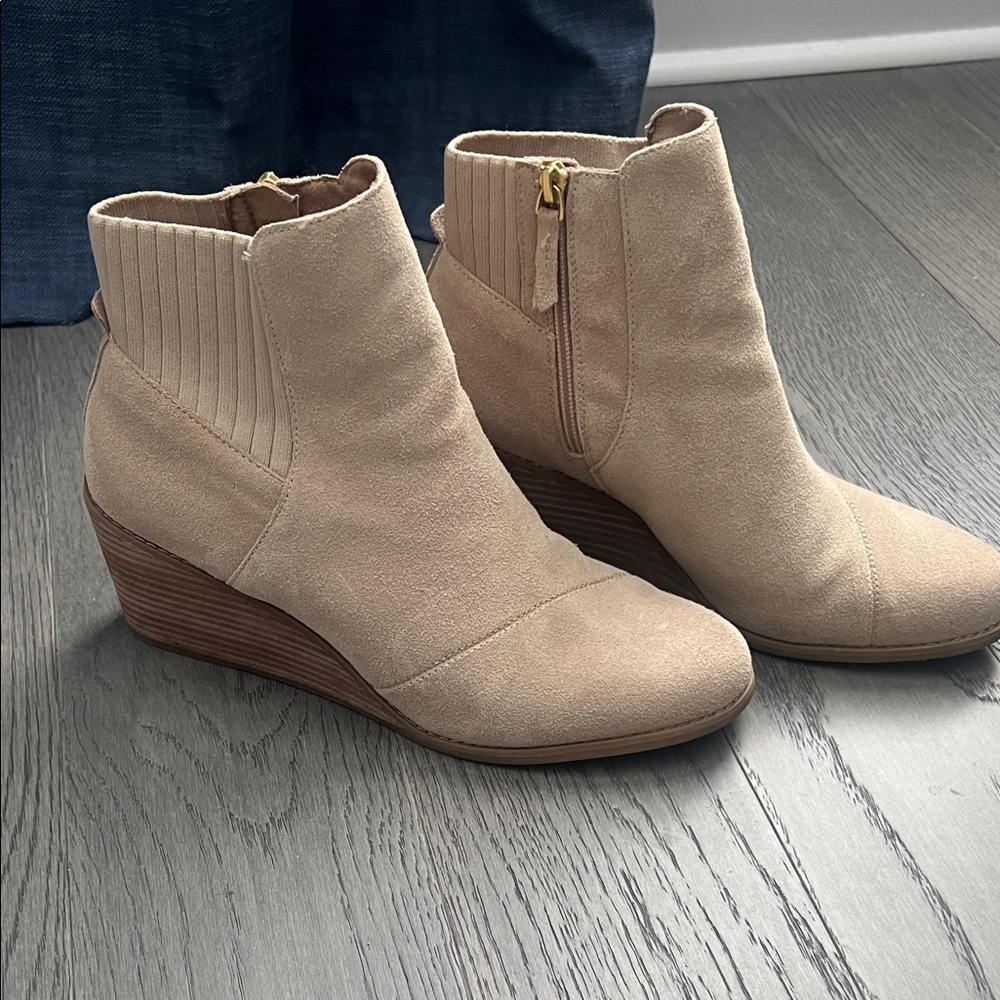 Tom’s Suede Wedge Ankle Boots